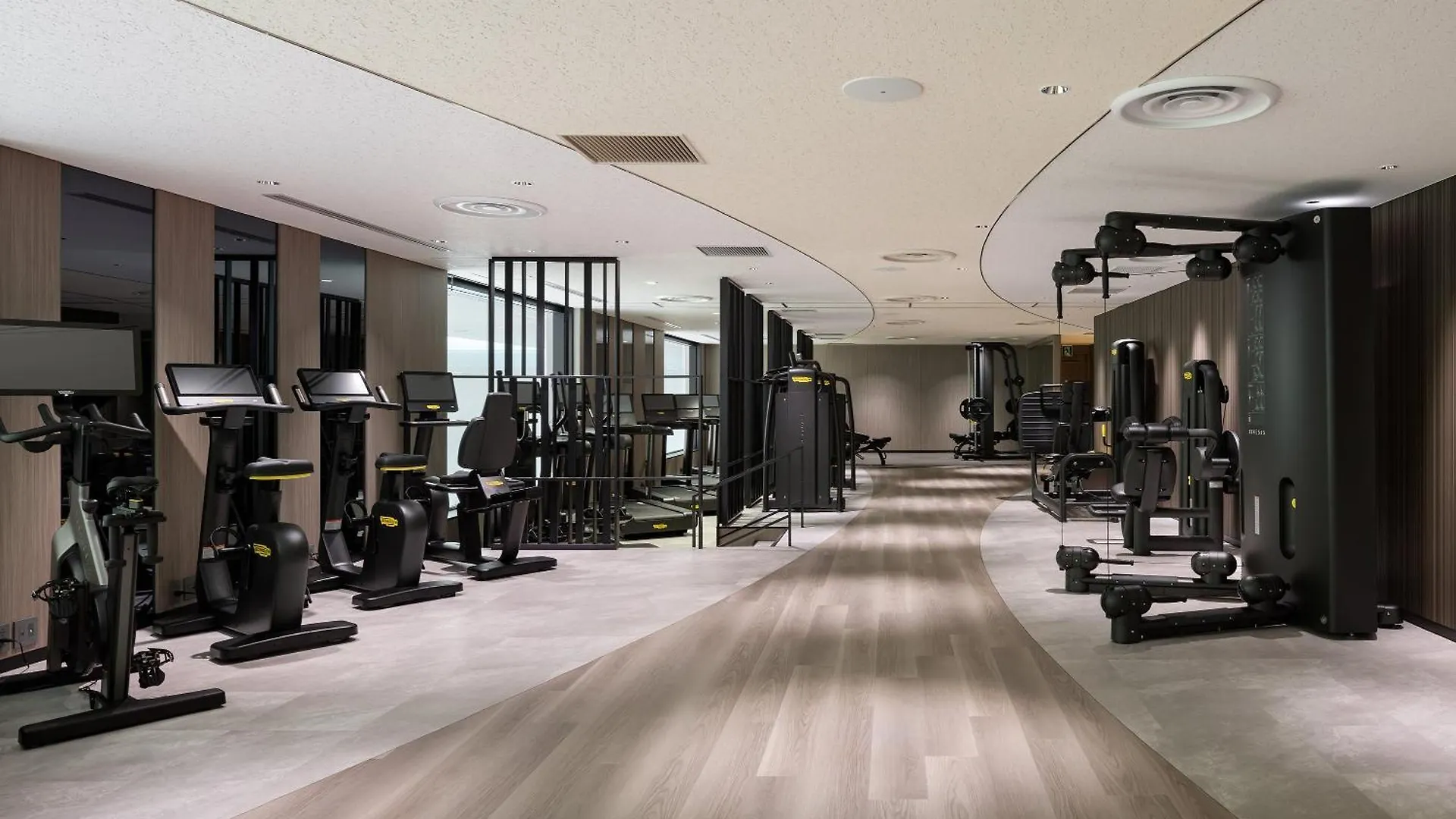 Rihga Royal Hotel Osaka, Vignette Collection By Ihg 5*, Osaka