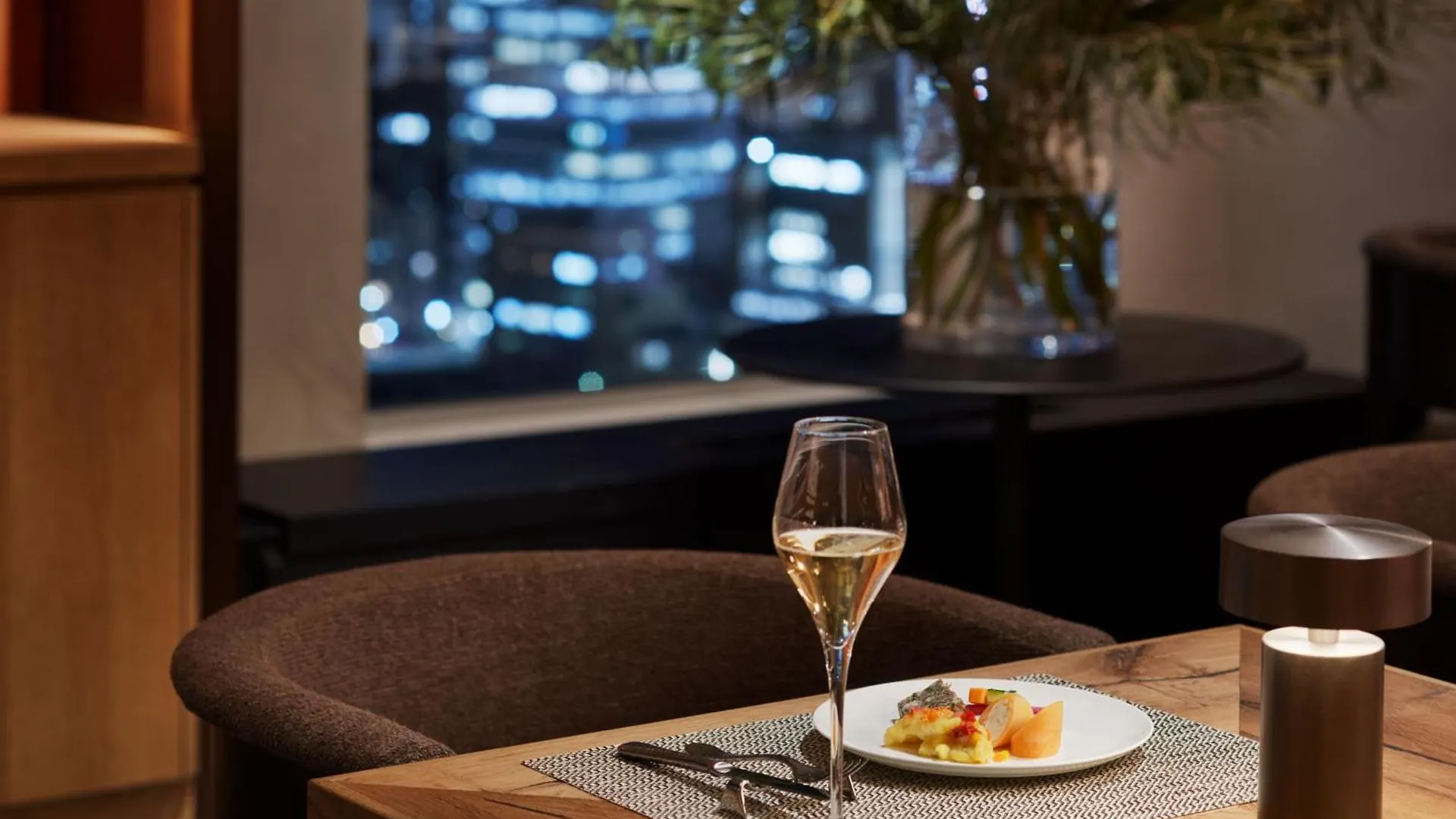 Rihga Royal Hotel Osaka, Vignette Collection By Ihg