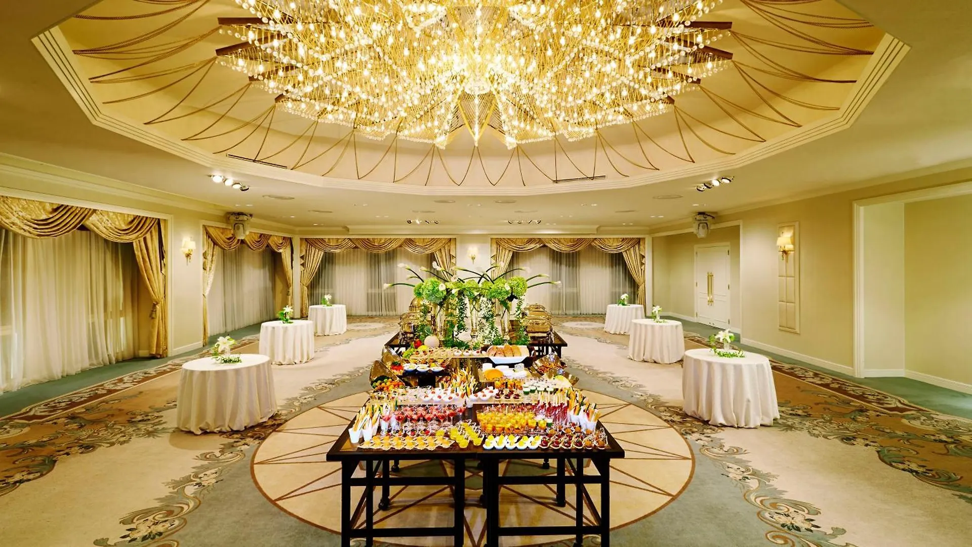 Rihga Royal Hotel Osaka, Vignette Collection By Ihg