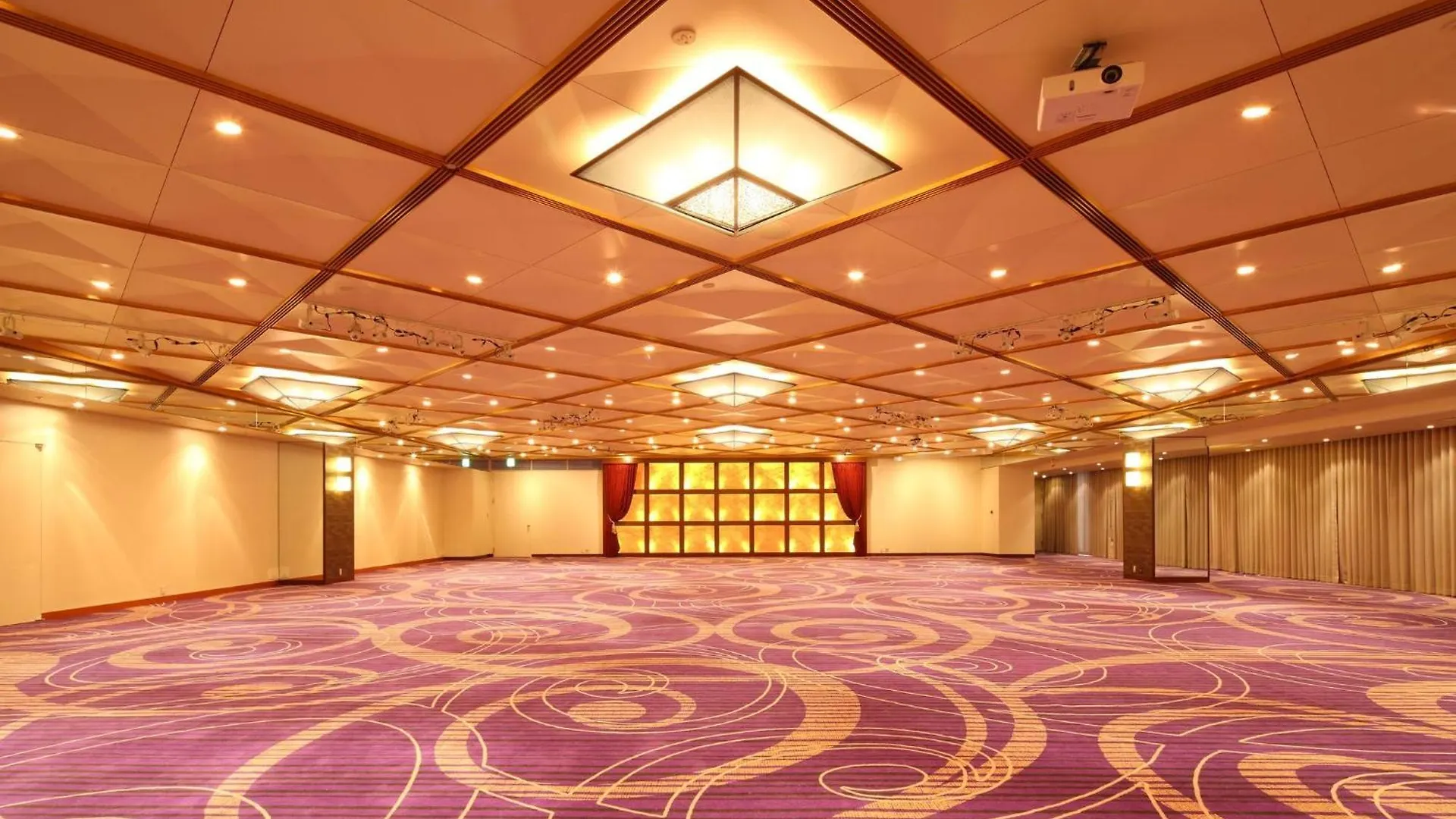 Rihga Royal Hotel Osaka, Vignette Collection By Ihg Osaka