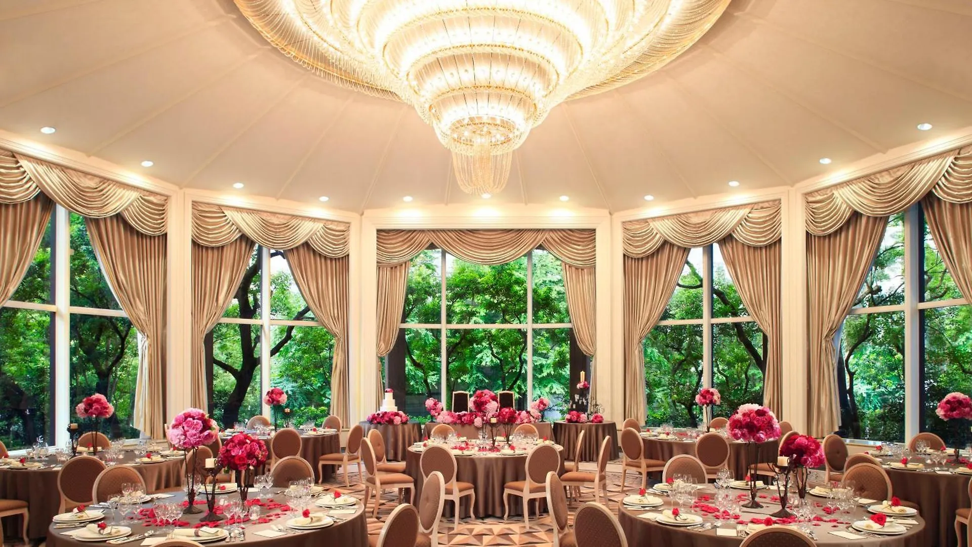 Rihga Royal Hotel Osaka, Vignette Collection By Ihg 5*, Osaka